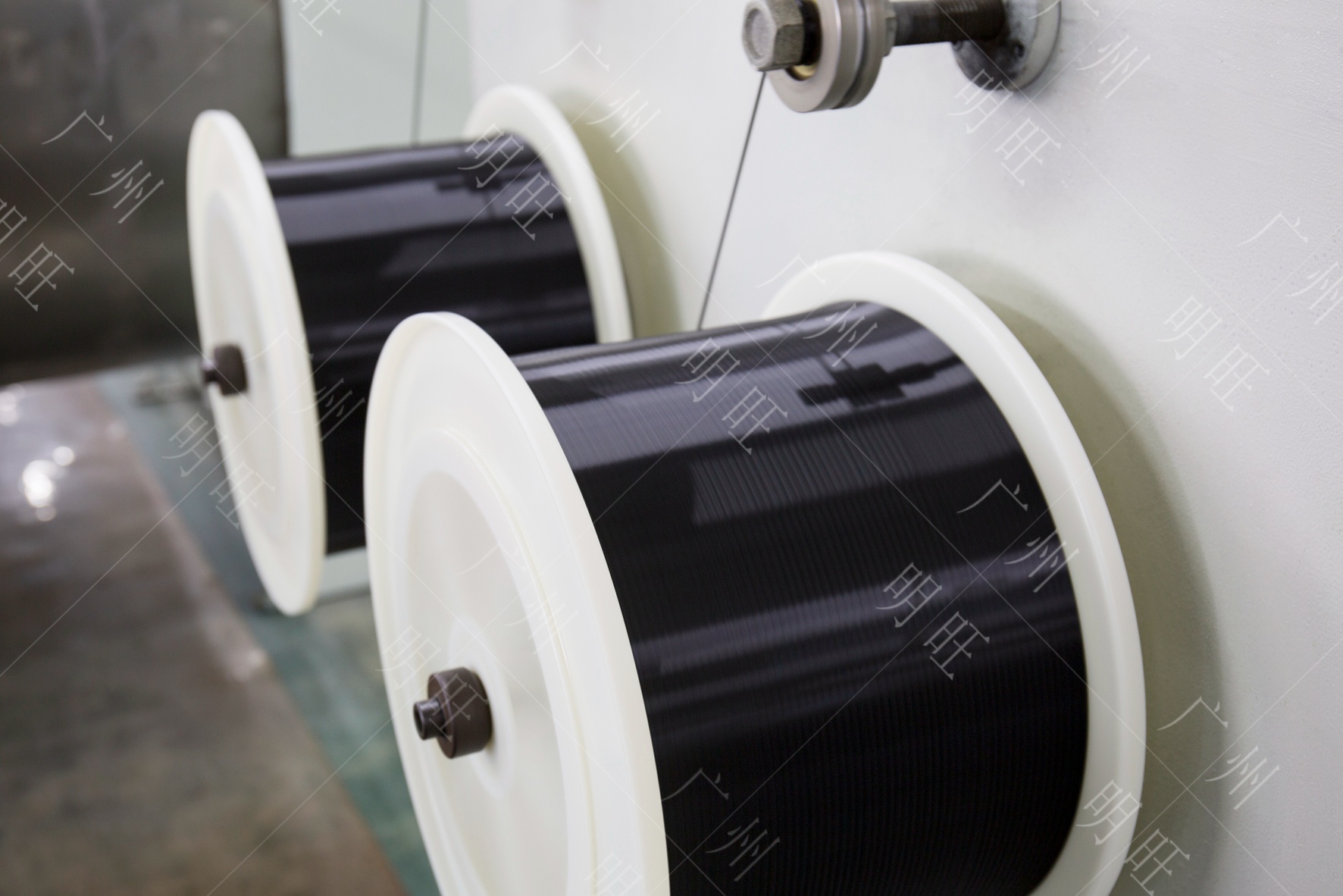 刷絲拉絲廠.jpg 刷絲拉絲廠.jpg